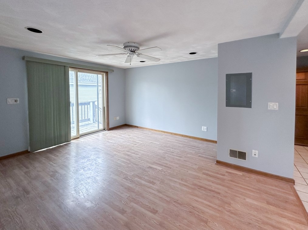 18 Chestnut St, Everett MA  02149-2904 exterior