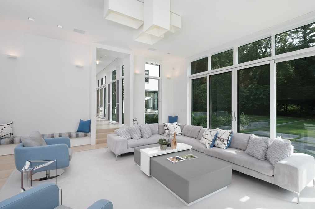 70 Possum Rd, Weston MA 02493-2318 exterior