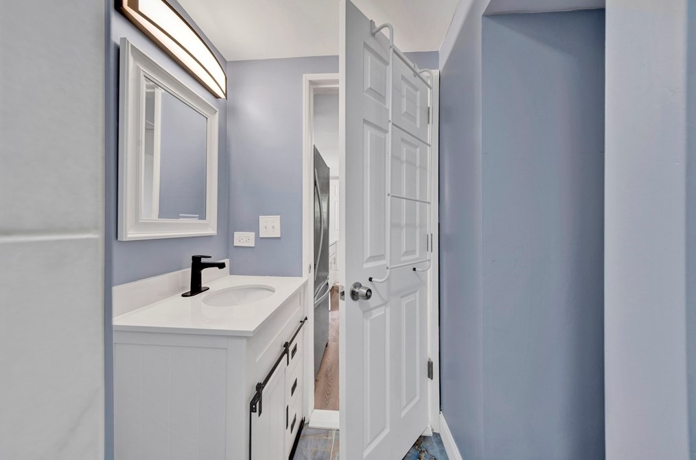 339 Abbott St, Springfield MA  01118-1601 exterior