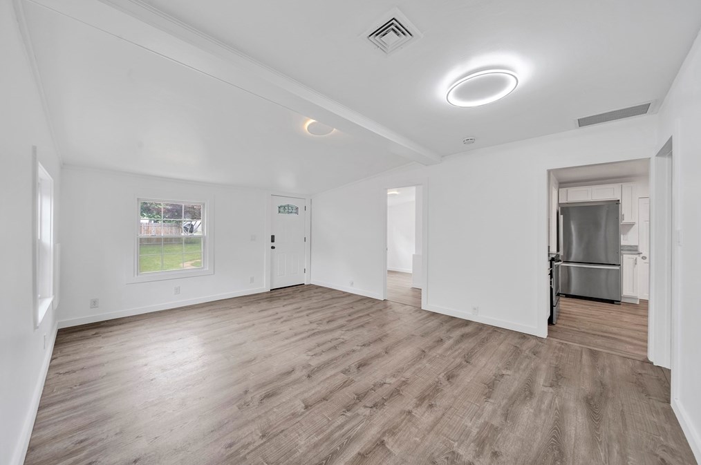 339 Abbott St, Springfield MA  01118-1601 exterior