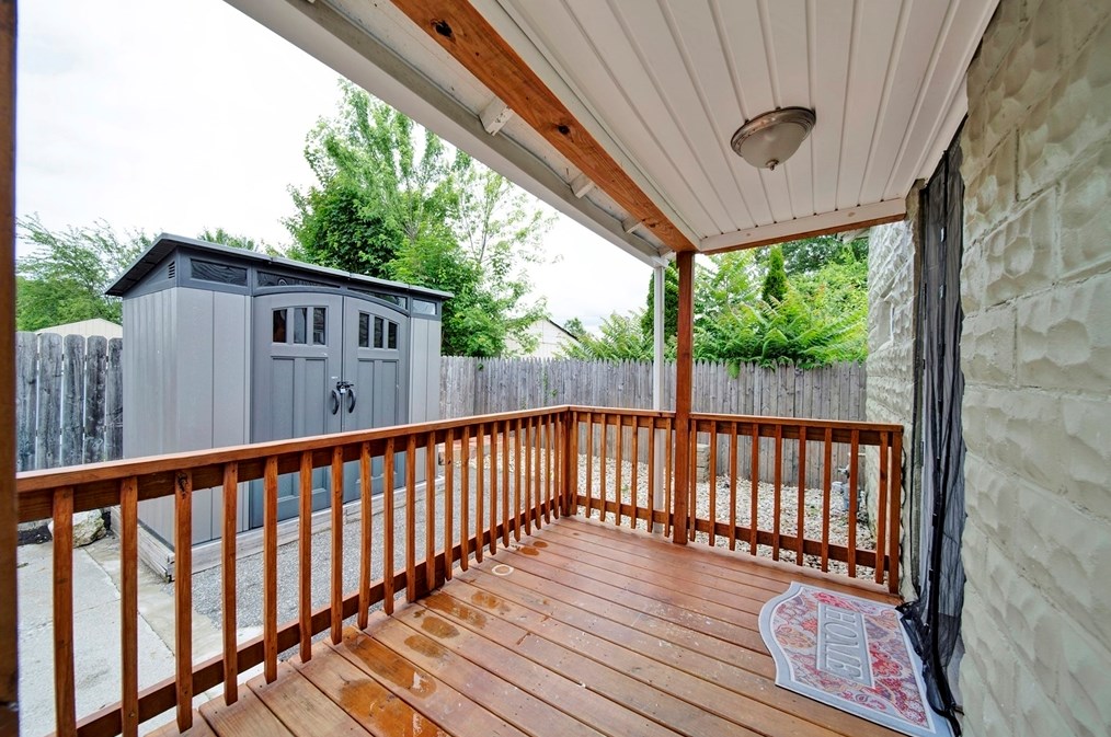 339 Abbott St, Springfield MA  01118-1601 exterior