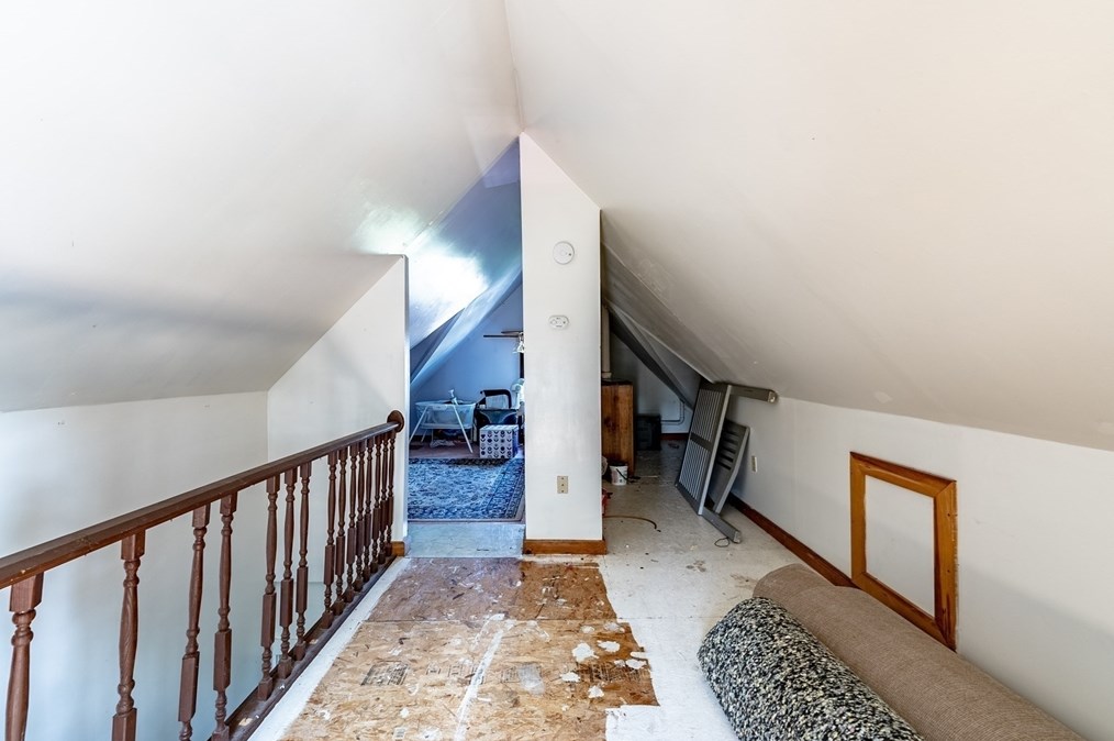 42 George St, West Springfield MA 01089-3414 exterior