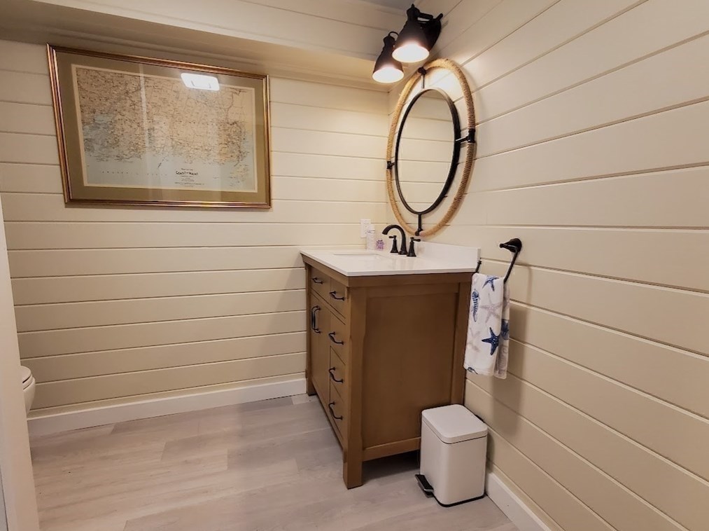 20 Surrey Ln, Harwich MA 02645-3116 exterior