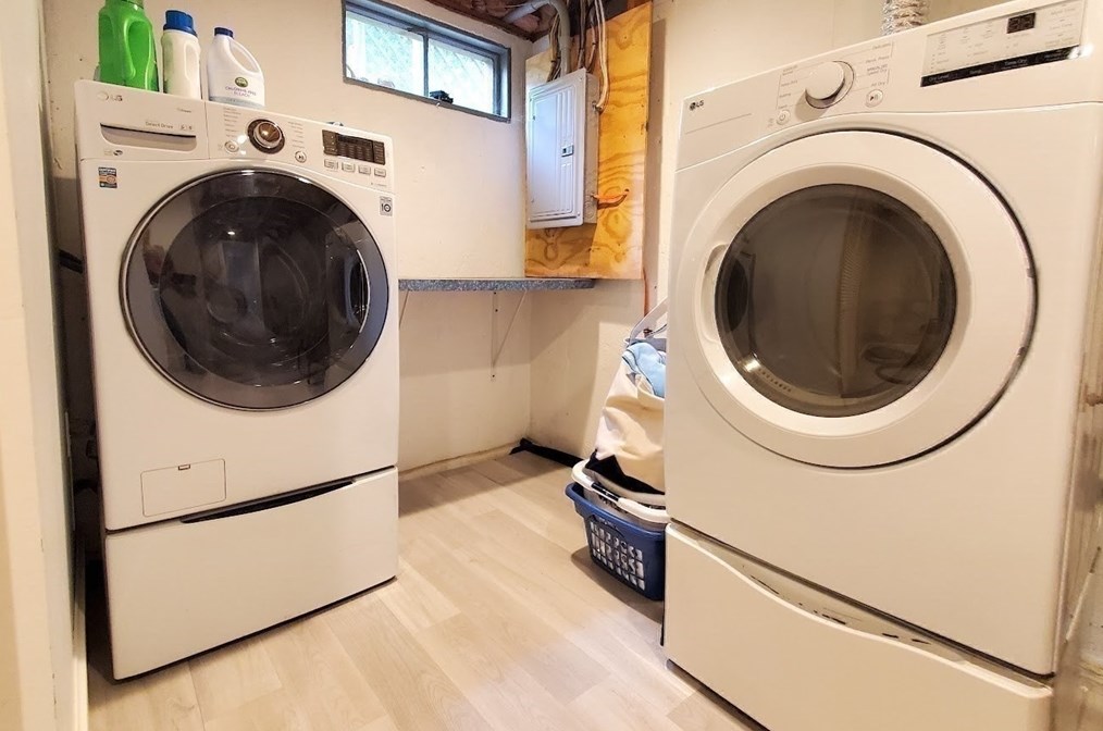 20 Surrey Ln, Harwich MA 02645-3116 exterior