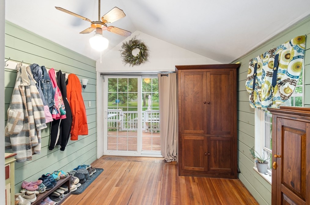 777 St, East Bridgewater MA 02324-2403 exterior