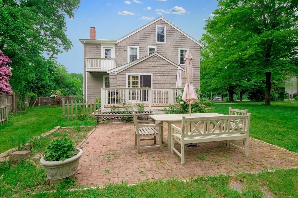 777 St, East Bridgewater MA 02324-2403 exterior