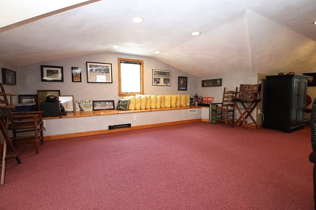 52 Pearson St, Saugus MA  01906 exterior