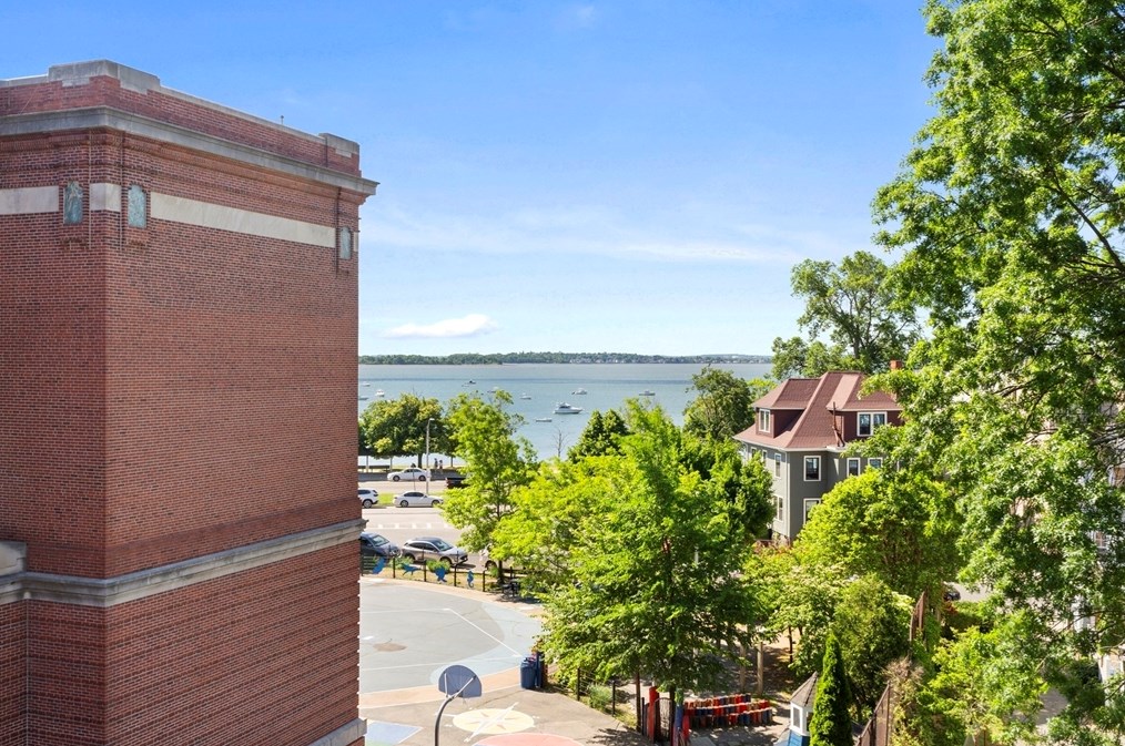 737 7th St, Boston MA  02127-4315 exterior