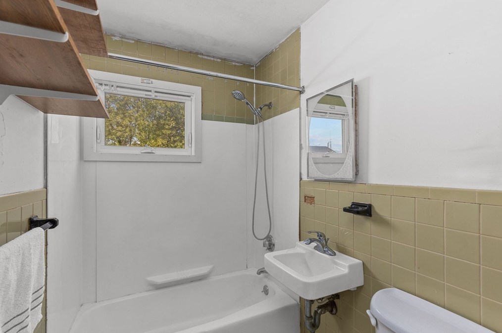 7 Asiaf Way, Plymouth MA 02360-1040 exterior