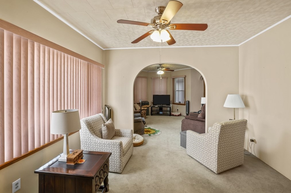 51 Calumet St, New Bedford MA 02744-1415 exterior