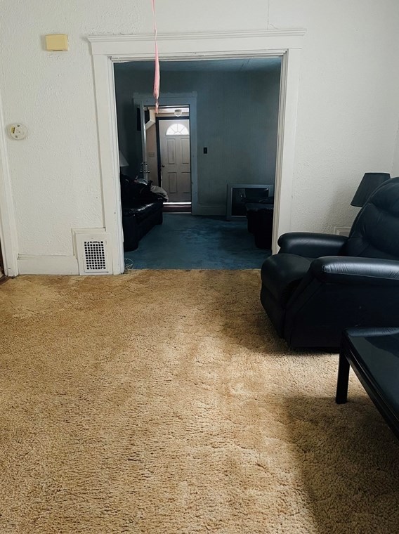 25 Acorn St, Lynn MA 01902-3852 exterior