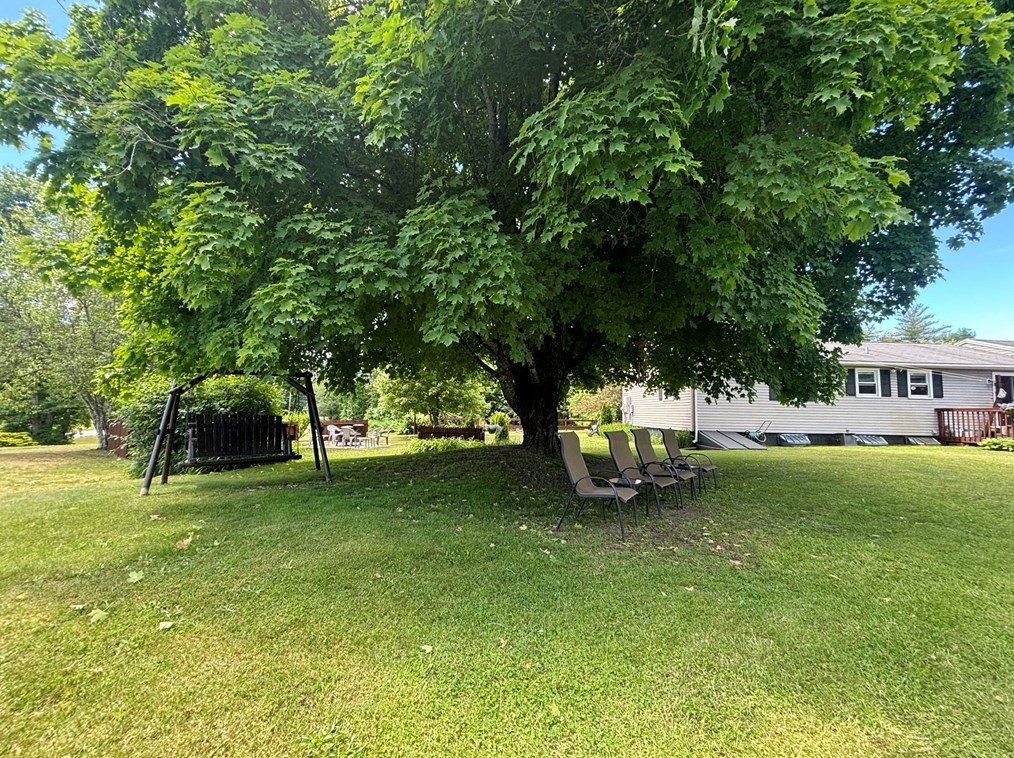 39 Washington Ave, Royalston MA 01331-9552 exterior