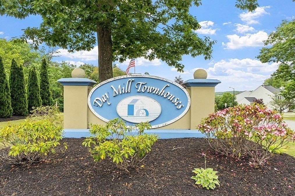 15 Water Wheel Cir, Templeton MA  exterior