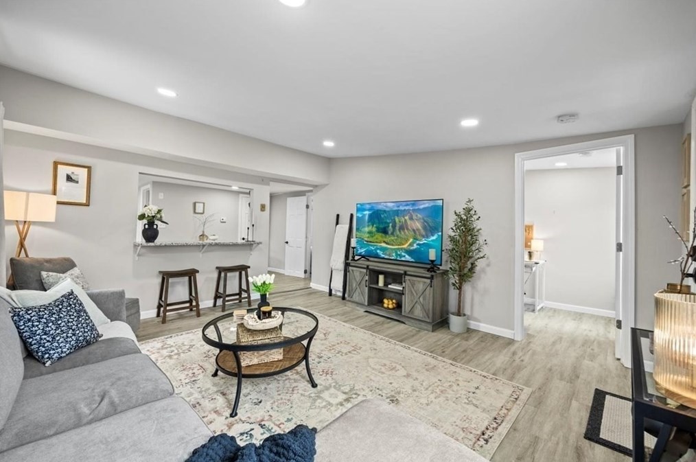 14 Pinehurst Dr, Wareham MA  02571-2065 exterior