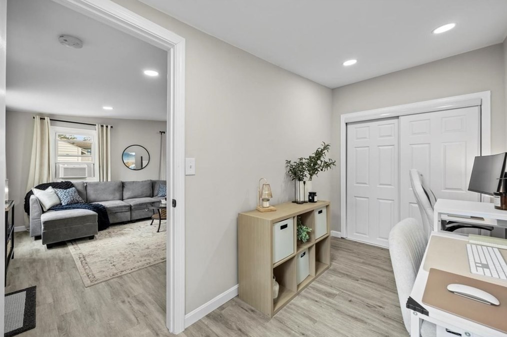 14 Pinehurst Dr, Wareham MA  02571-2065 exterior