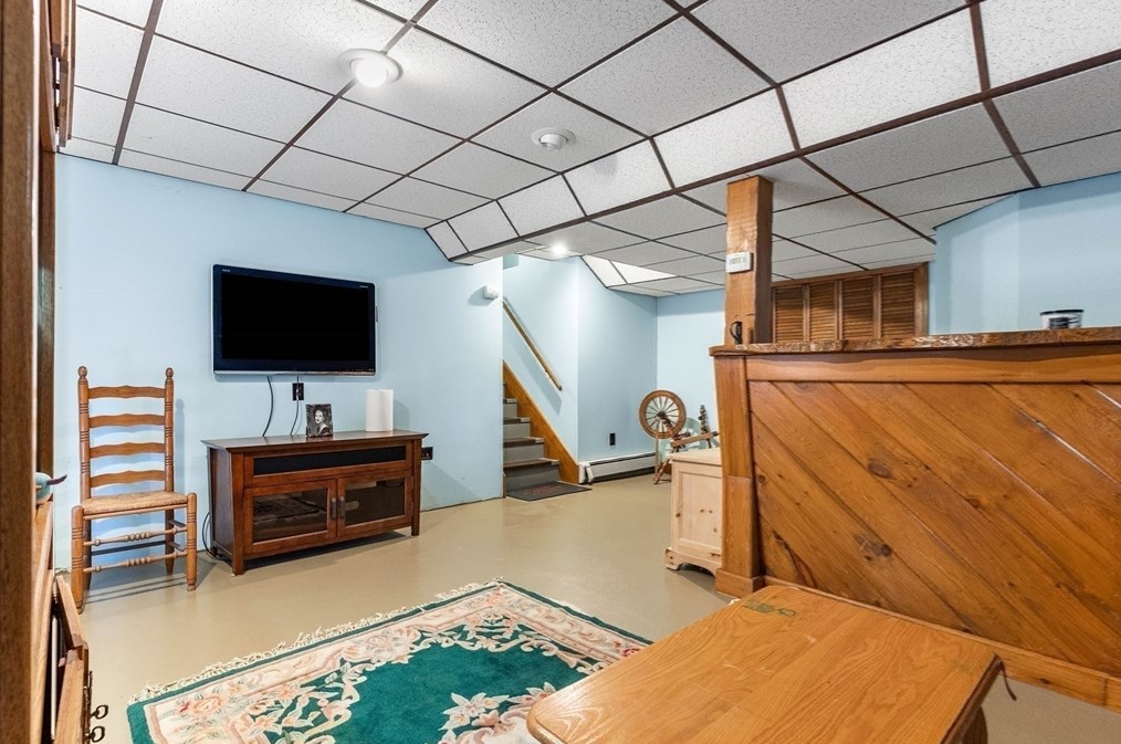 49 Adams St, Haverhill MA 01830-6861 exterior