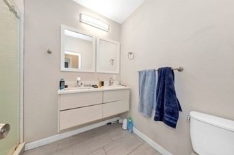 97 Hillside St #a, Boston, MA 02120