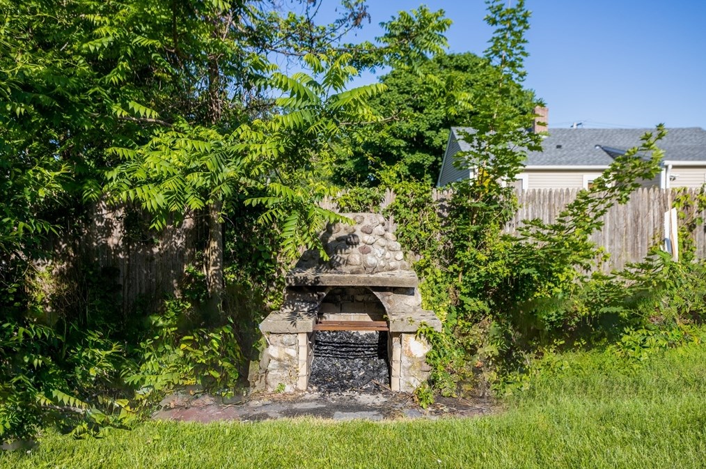 12 Chainey St, Seekonk MA 02771-4312 exterior