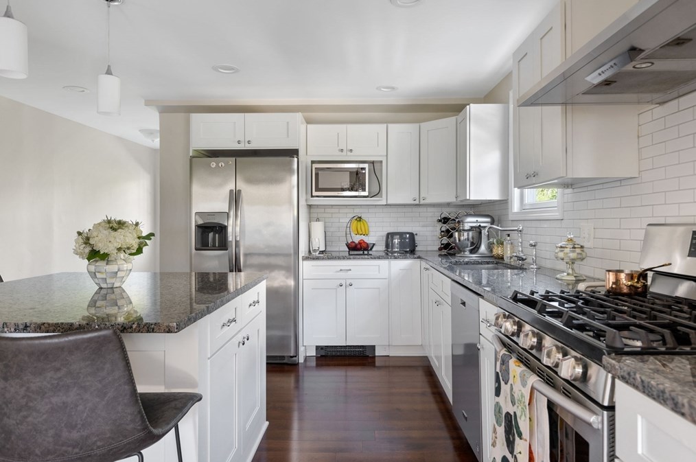 134 Madison Ave, Quincy MA 02169-7926 exterior