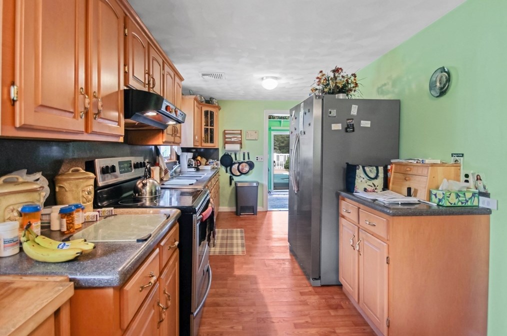 14 Jade St, Methuen MA exterior