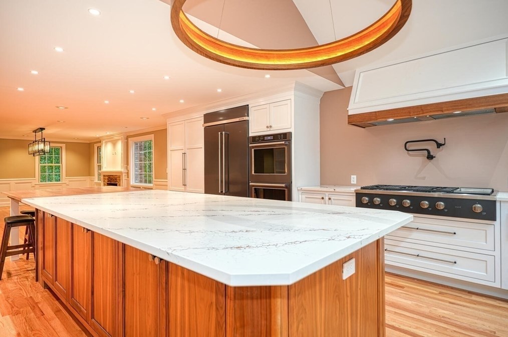 356 Whitney St, Northborough MA 01532-1146 exterior