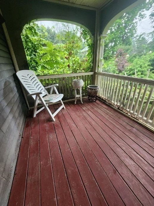 127 Hart St, Taunton MA 02780-4950 exterior