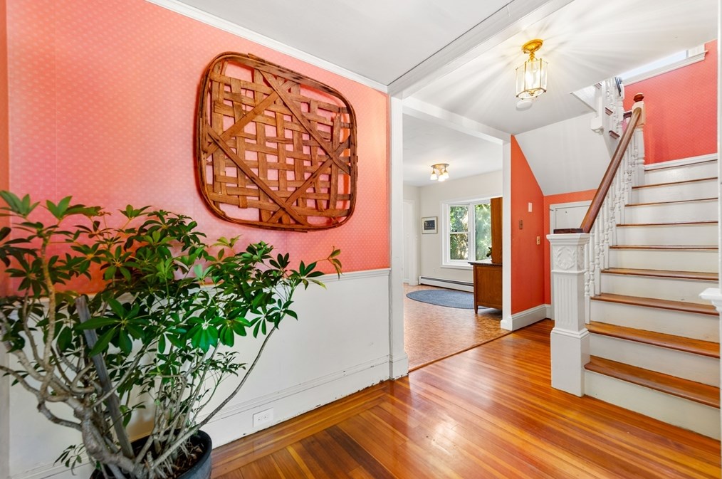 22 Pond St, Marblehead MA 01945-3454 exterior