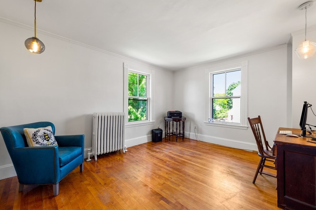 22 Pond St, Marblehead MA 01945-3454 exterior