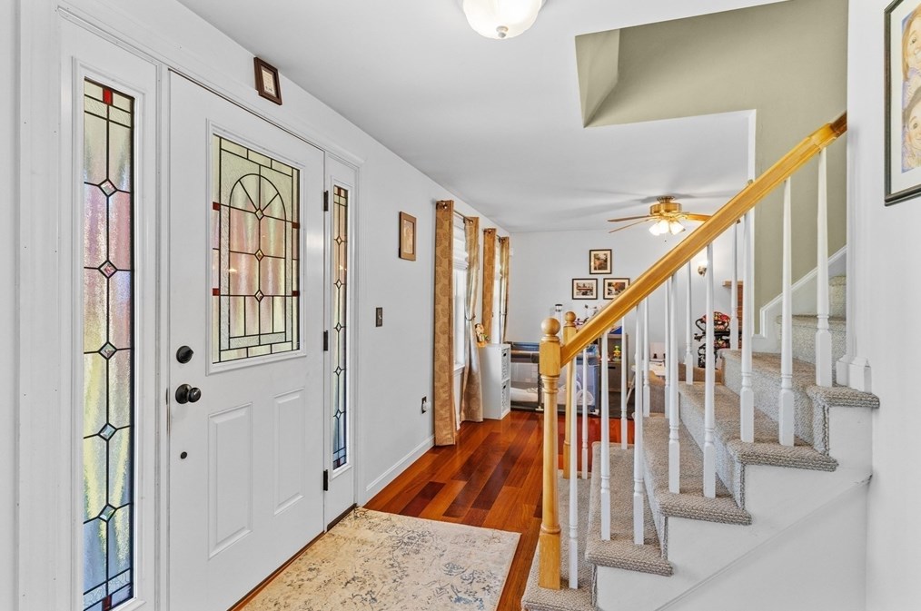 20 Earl St, New Bedford MA 02743-1924 exterior