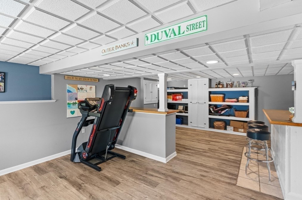 20 Earl St, New Bedford MA 02743-1924 exterior