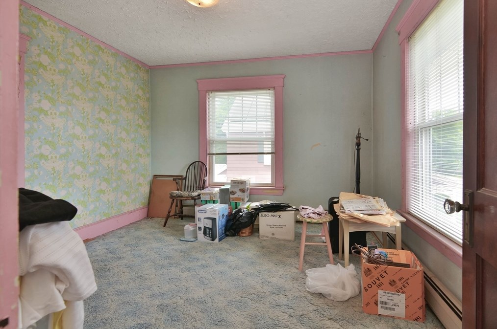 154 Woodland St, Lawrence MA 01841-2333 exterior