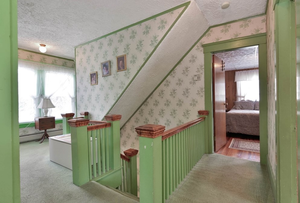 154 Woodland St, Lawrence MA 01841-2333 exterior