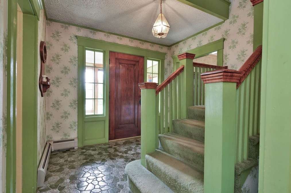 154 Woodland St, Lawrence MA 01841-2333 exterior