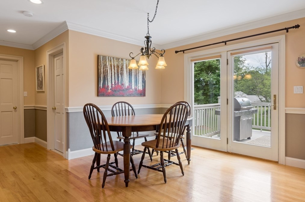 29 Evergreen Dr, Seekonk MA 02771-5746 exterior