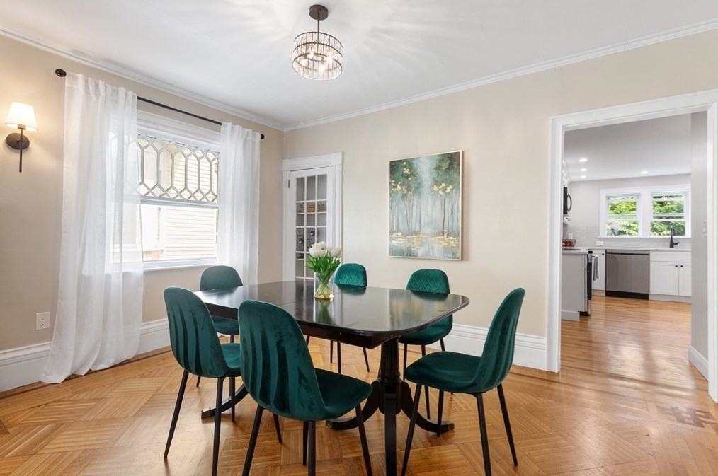 18 Chestnut St, Peabody MA  01960-5432 exterior