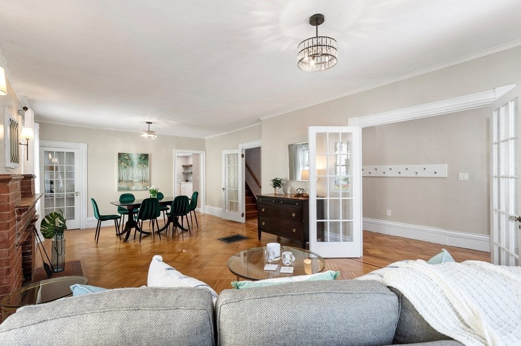 18 Chestnut St, Peabody MA  01960-5432 exterior