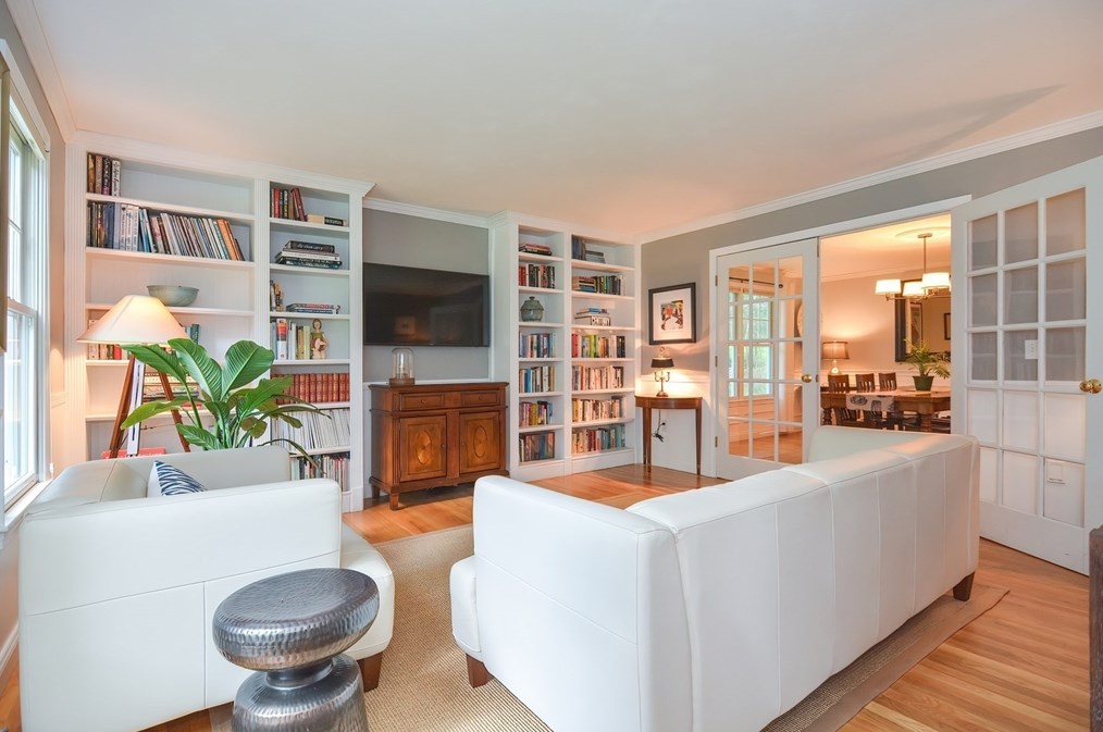 100 St, Franklin MA 02038-3398 exterior