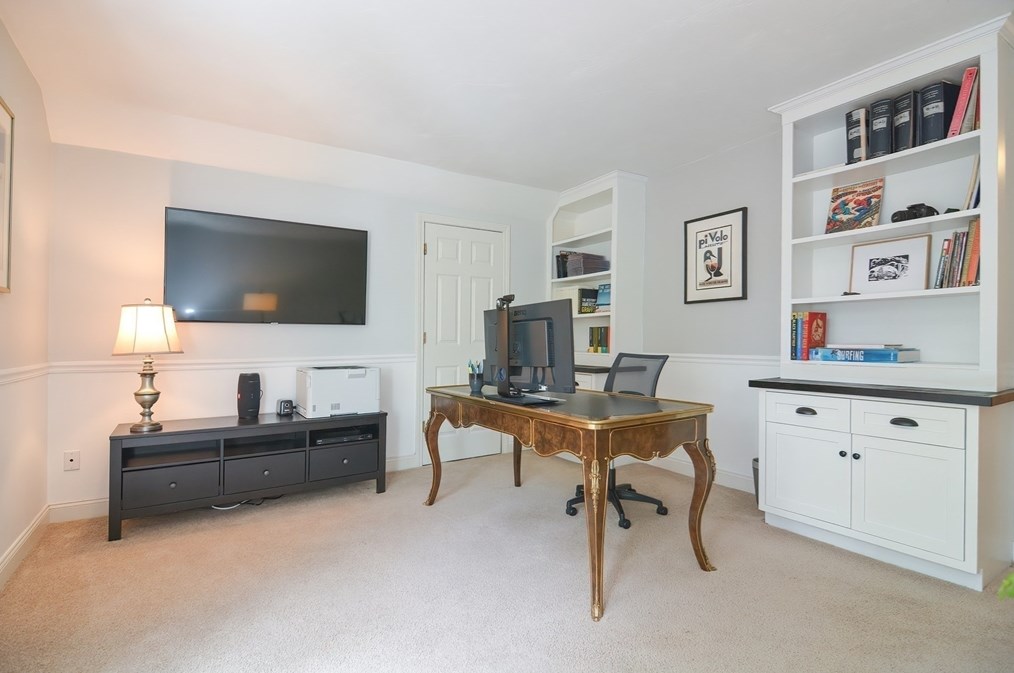 100 St, Franklin MA 02038-3398 exterior