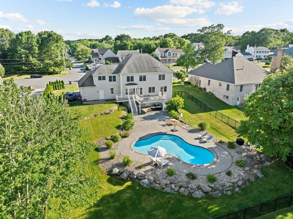 259 Lynch Ave, Fall River MA 02726 exterior