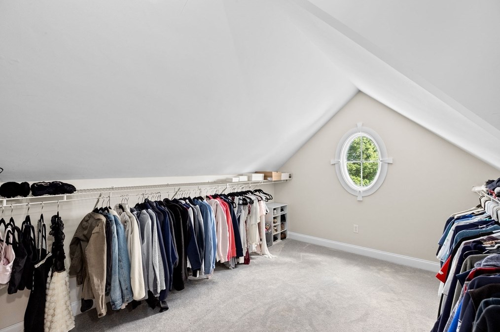 259 Lynch Ave, Fall River MA 02726 exterior