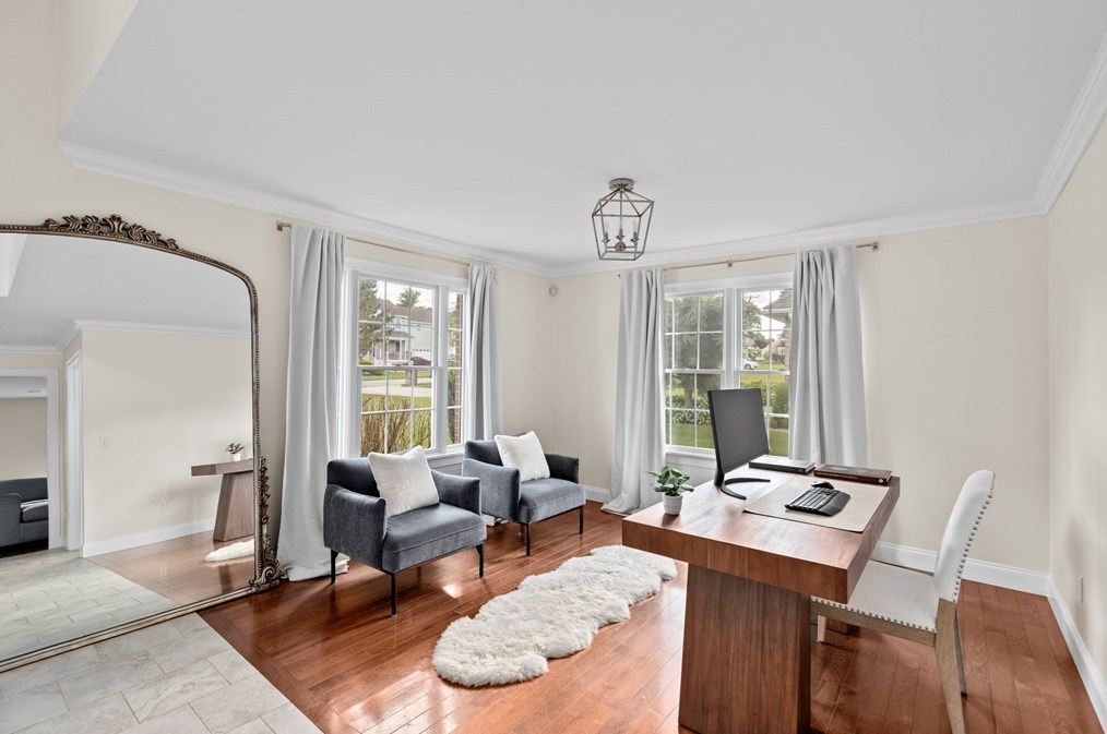 259 Lynch Ave, Fall River MA 02726 exterior