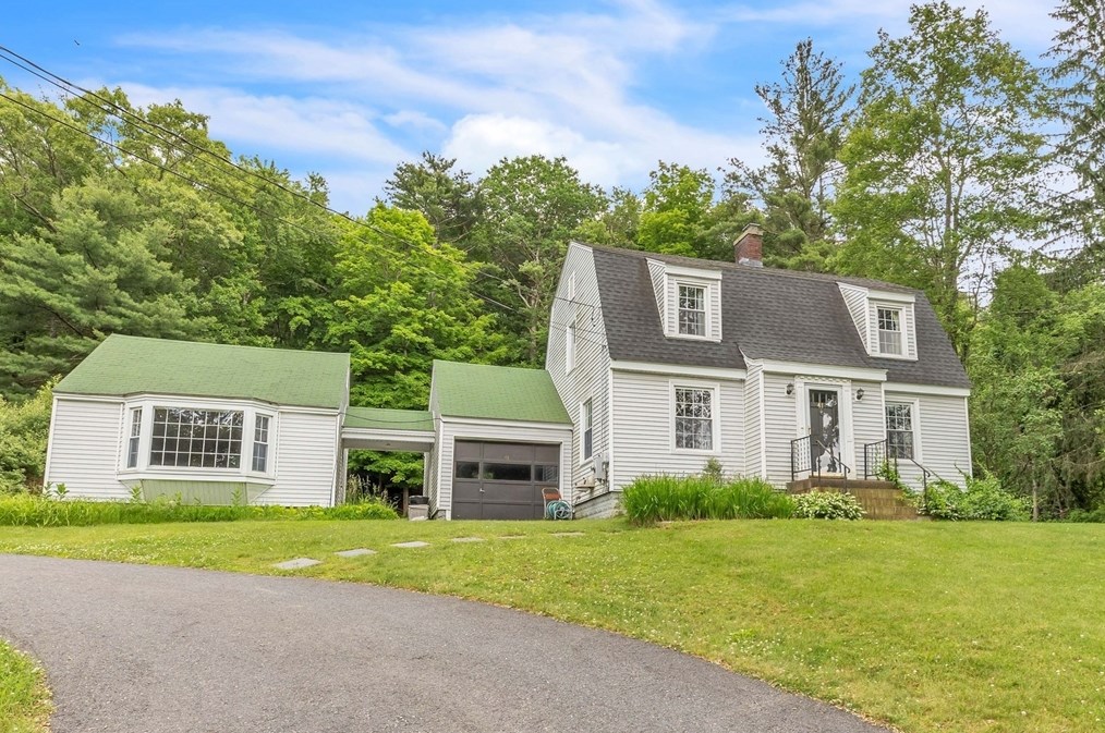 41 Forest St, Erving MA  01344-4423 exterior