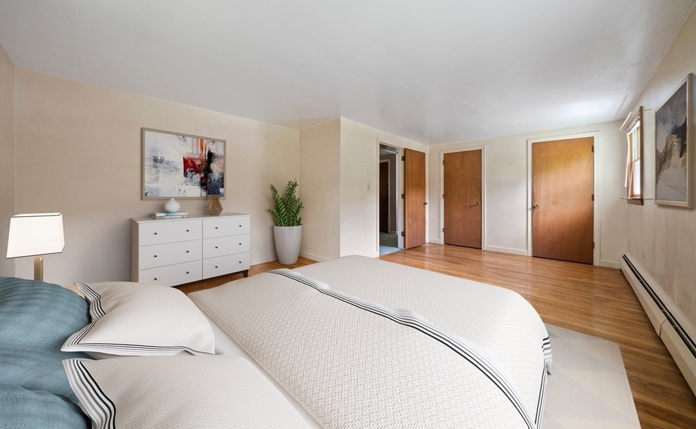 45 Fairwood Dr, Pembroke MA 02359-2713 exterior