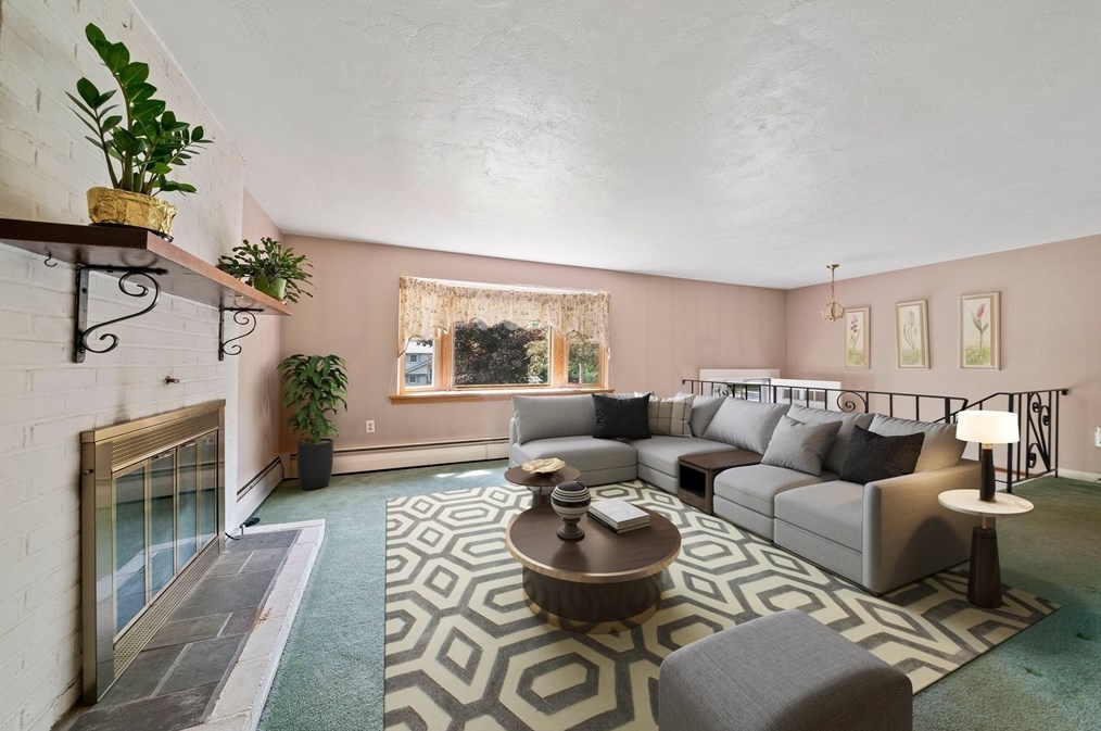 45 Fairwood Dr, Pembroke MA 02359-2713 exterior