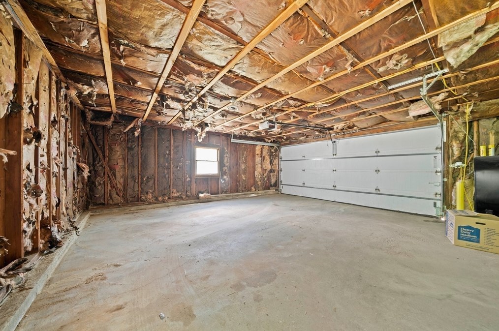 45 Fairwood Dr, Pembroke MA 02359-2713 exterior