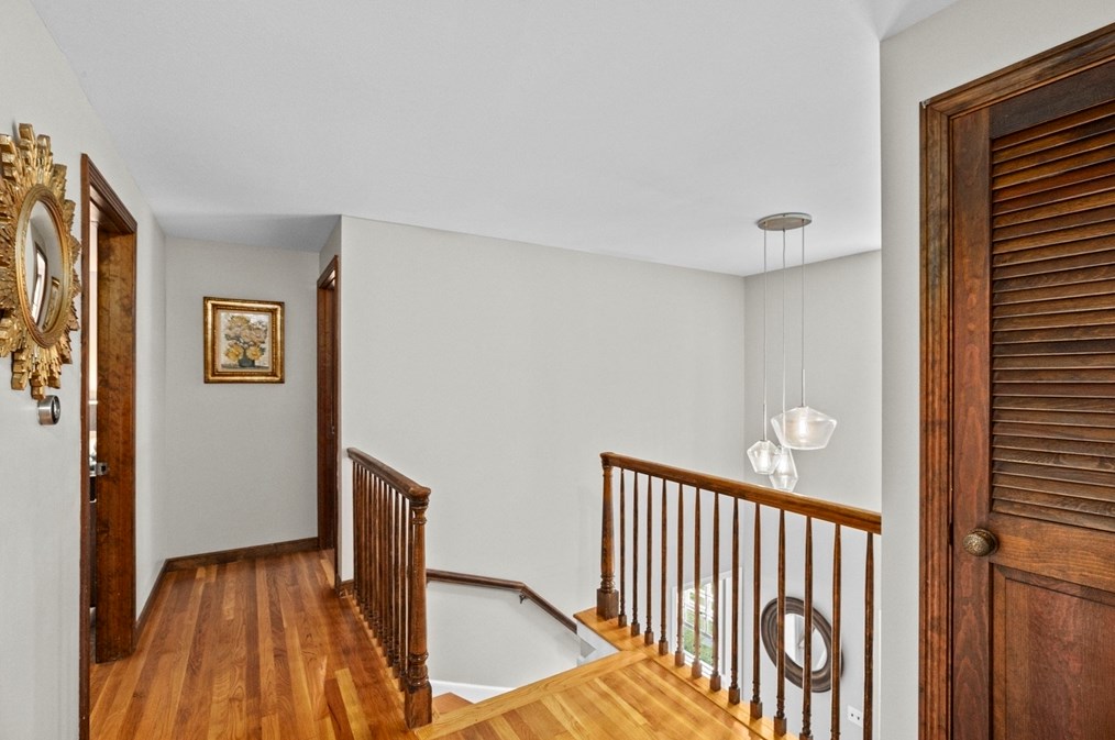 203 Lazell St, Hingham MA 02043-4404 exterior