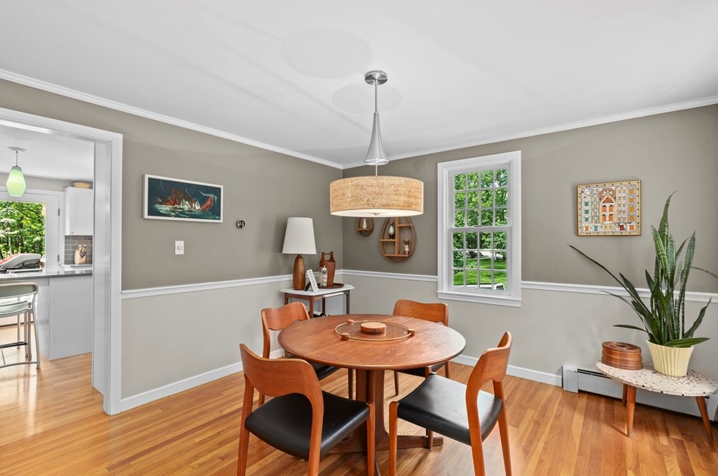 203 Lazell St, Hingham MA 02043-4404 exterior