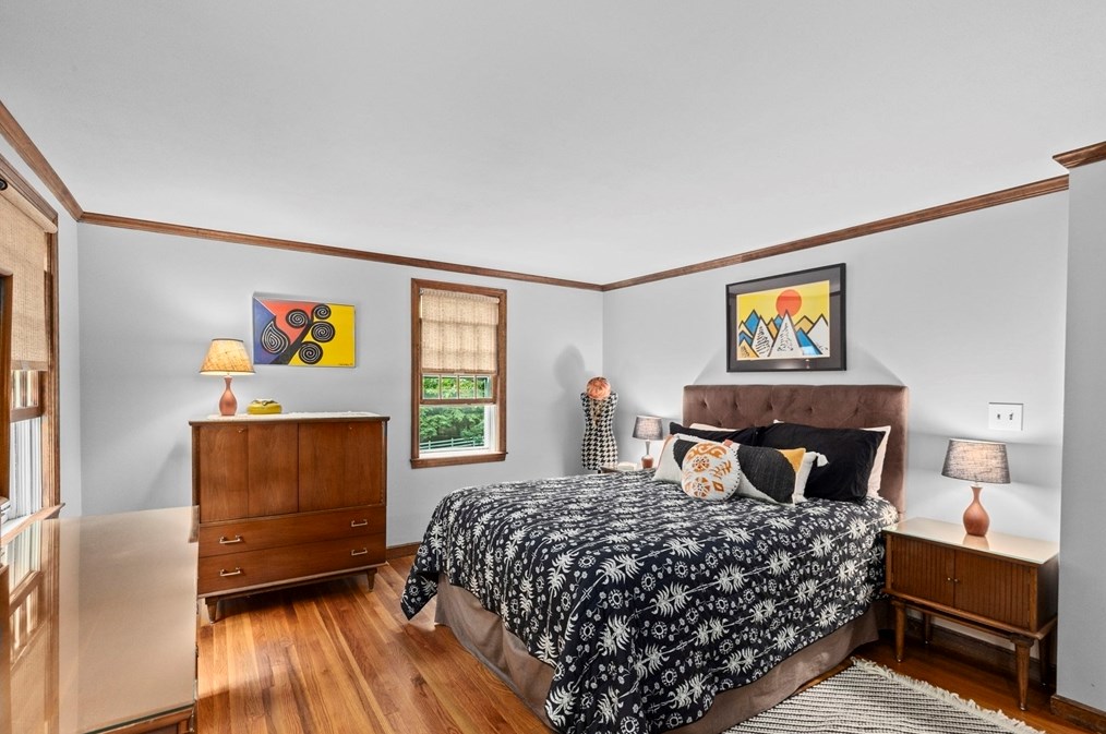 203 Lazell St, Hingham MA 02043-4404 exterior