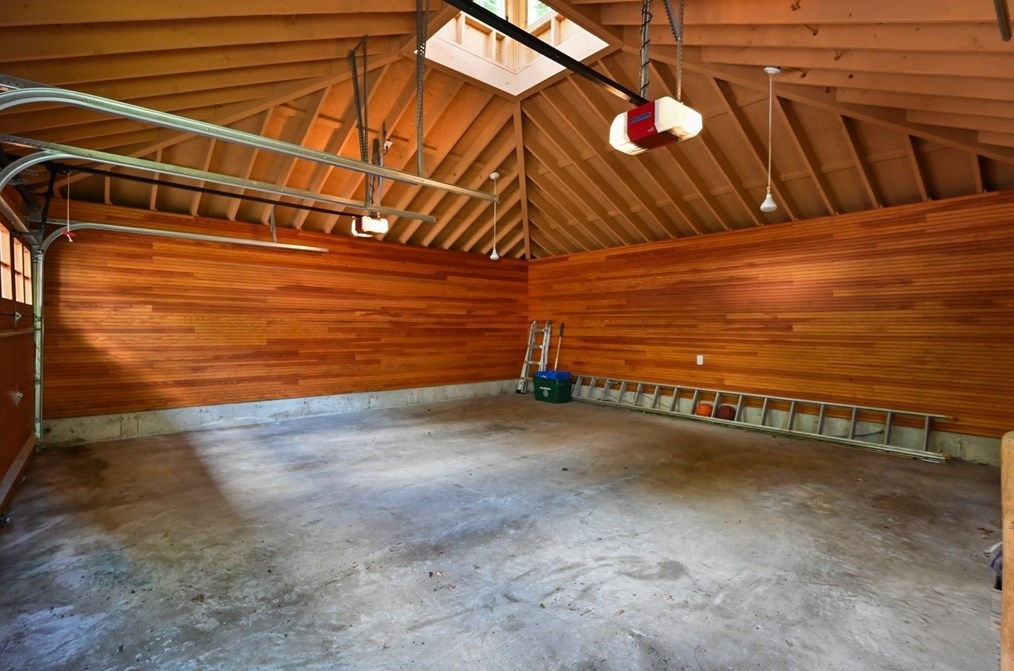 536 Walnut St, Newton MA 02460-2467 exterior