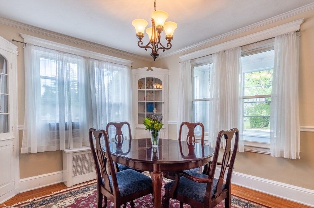 160 Abbott St, Springfield MA  01118-1601 exterior